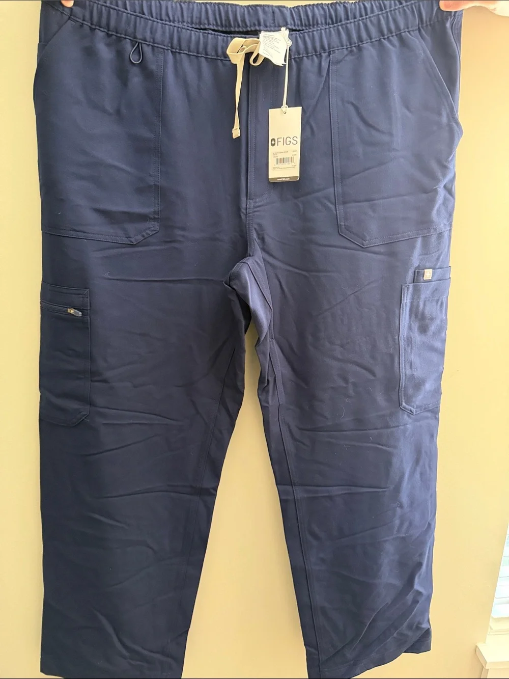 Figs Men's Navy Cargo Scrub Pants with Drawstring Waist